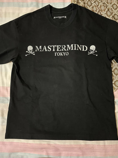 mastermind tokyo skull graphic short sleeve shirt