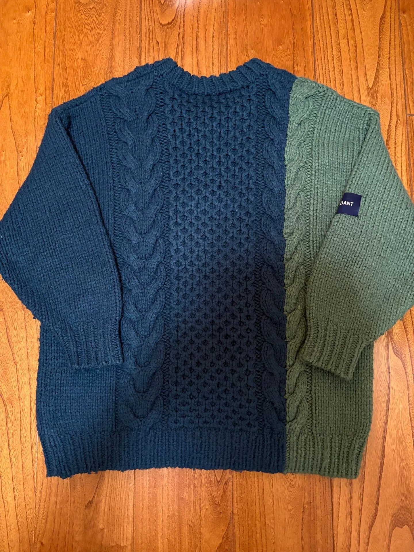 DESCENDANT Aran Wool Knit Sweater
