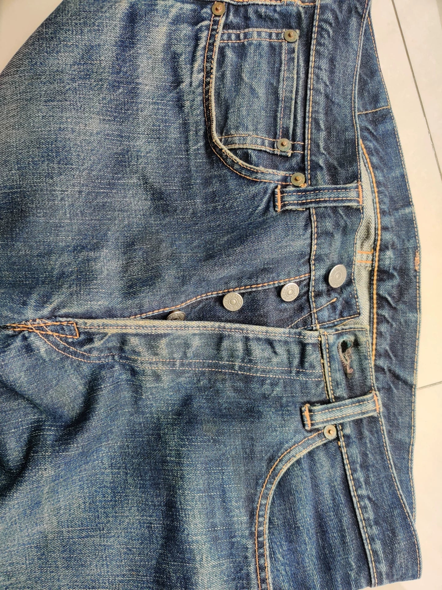 bootleggers skull graphic jeans size 32