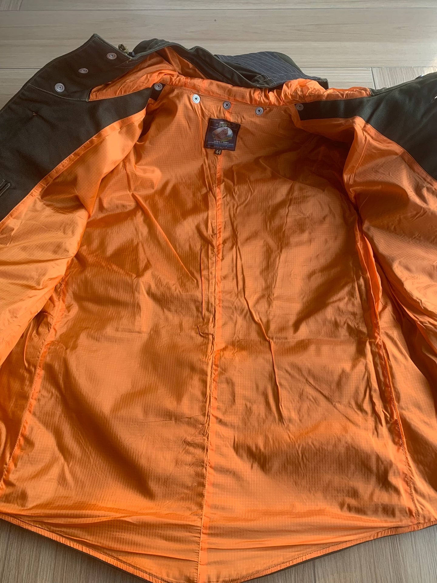 FREEWHEELERS Worcester HUNTING COAT