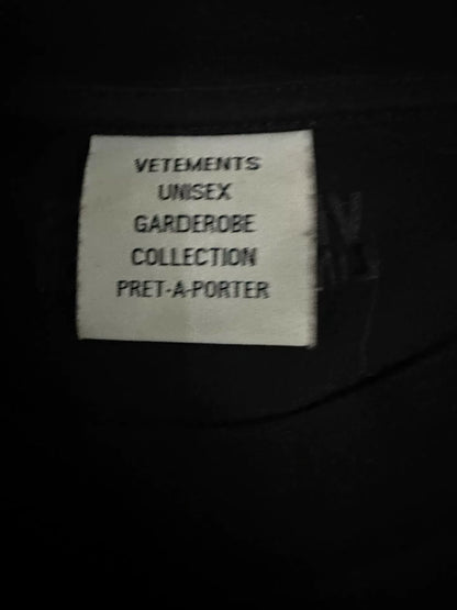 vetements restricted short sleeve t-shirt