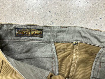 ground crew trousers in classic khaki color