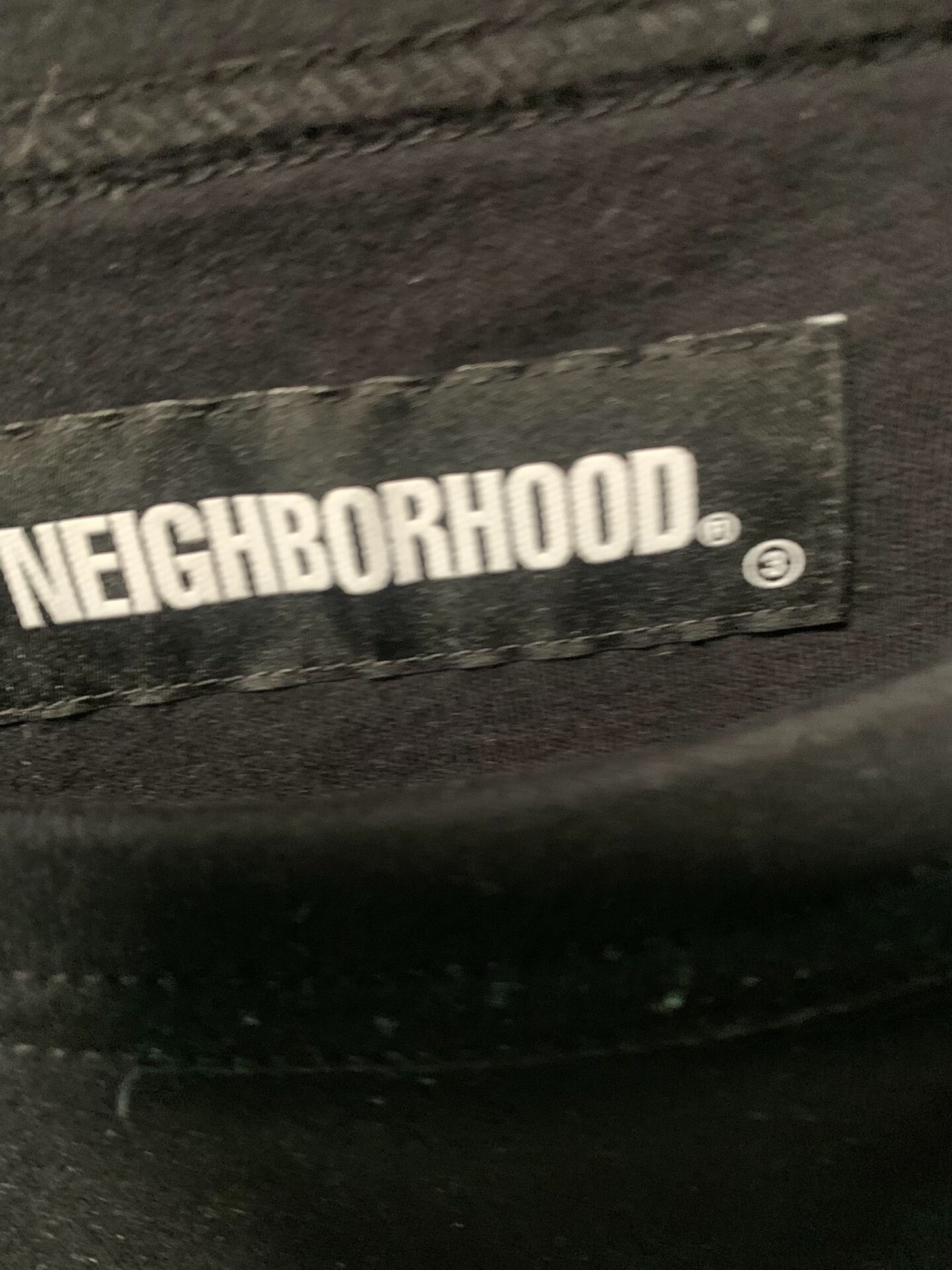 black long sleeve casual sweatshirt