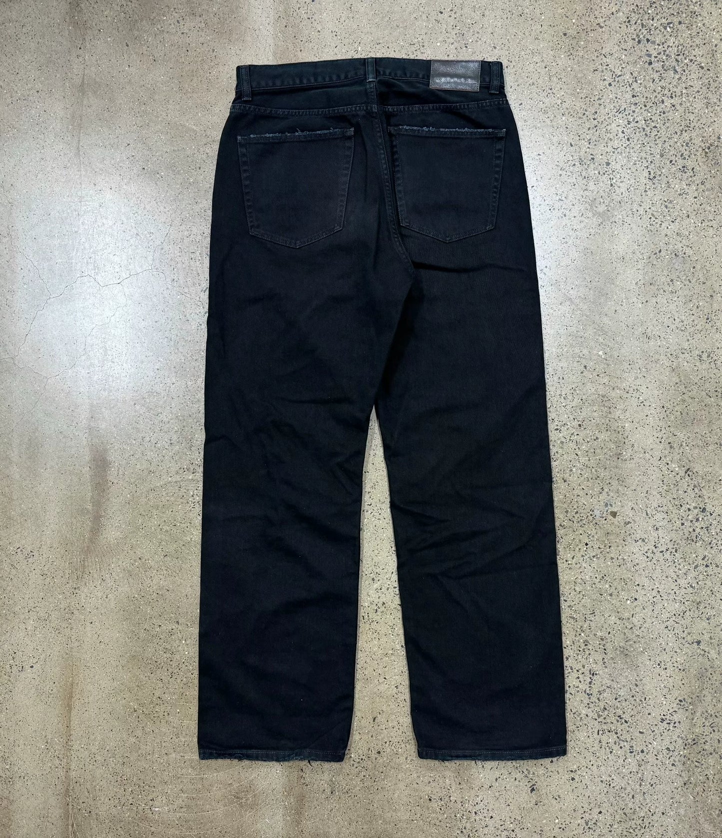 Vuja De Relaxed-Fit Black Denim Jeans