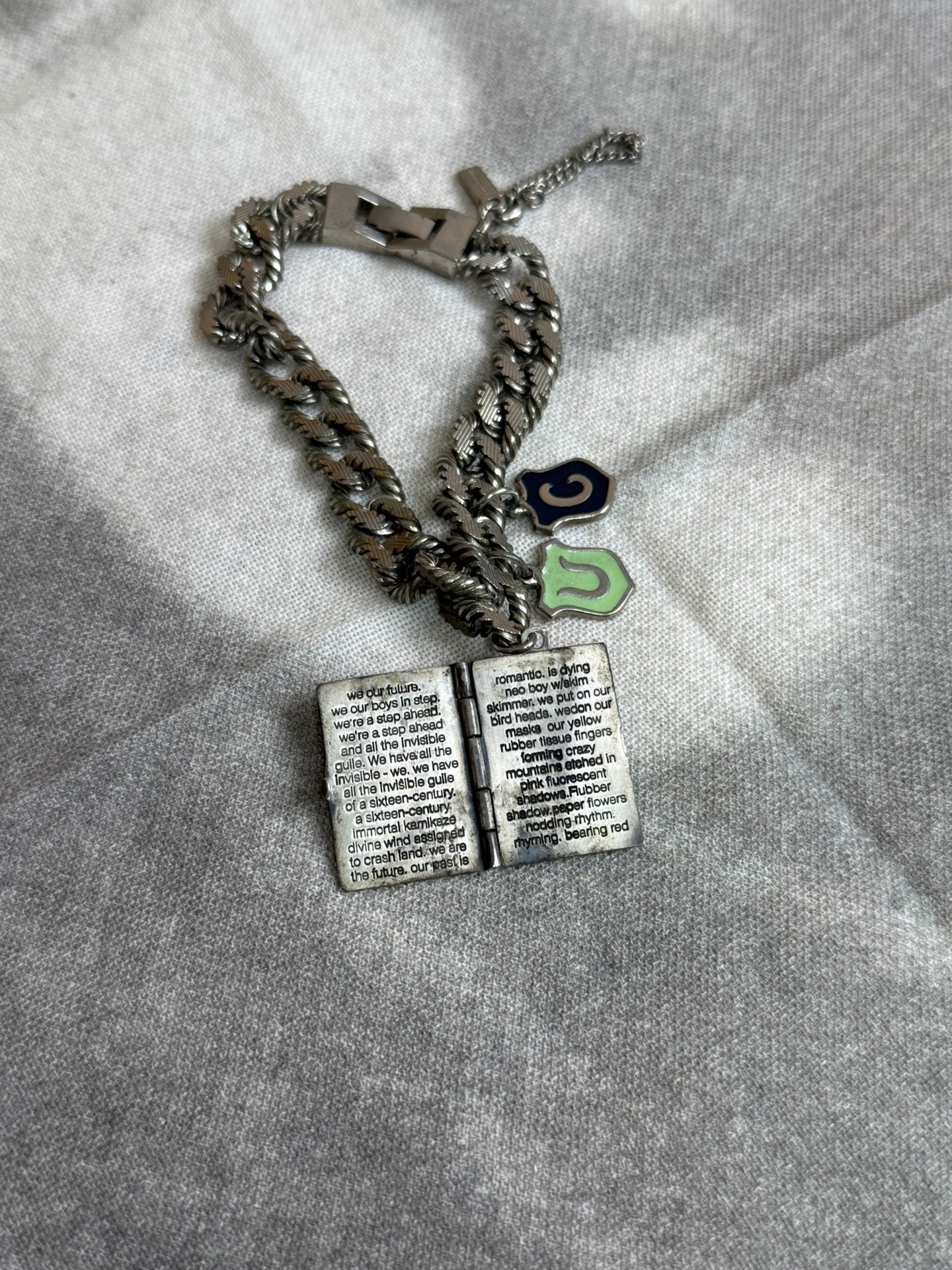 UNDERCOVER Neoboy Poetry Bracelet