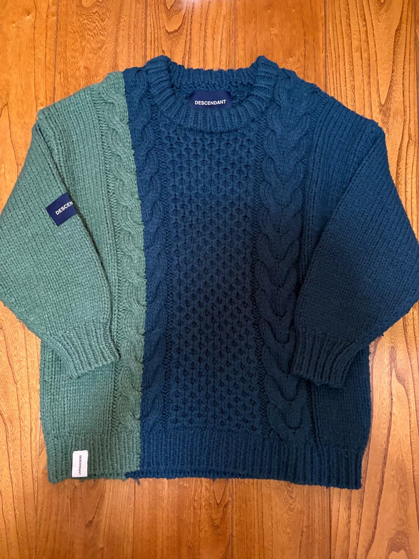 DESCENDANT Aran Wool Knit Sweater