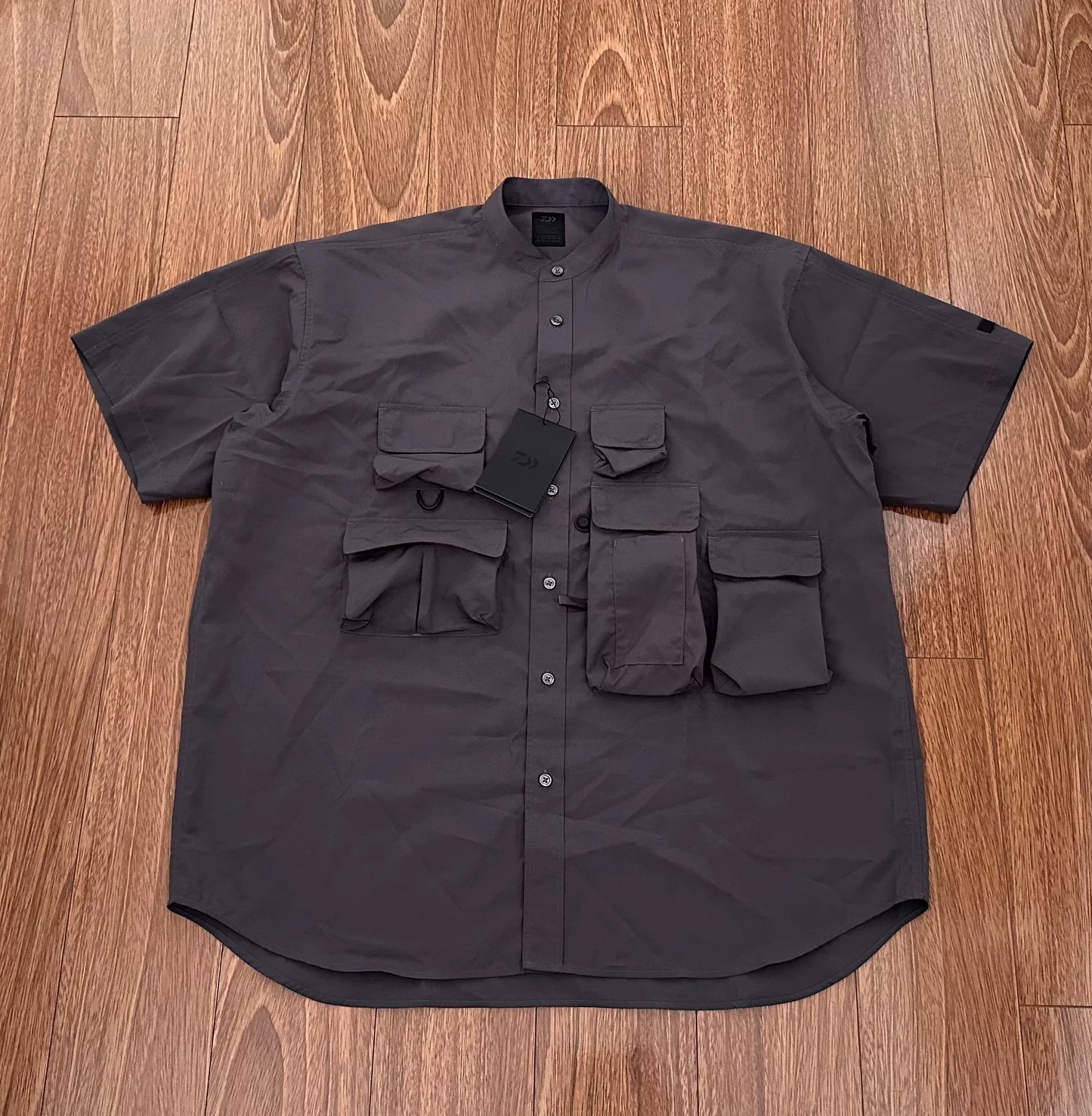 daiwa pier39 short-sleeve pocket shirt