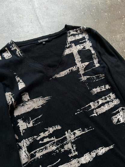 black long sleeve graphic top