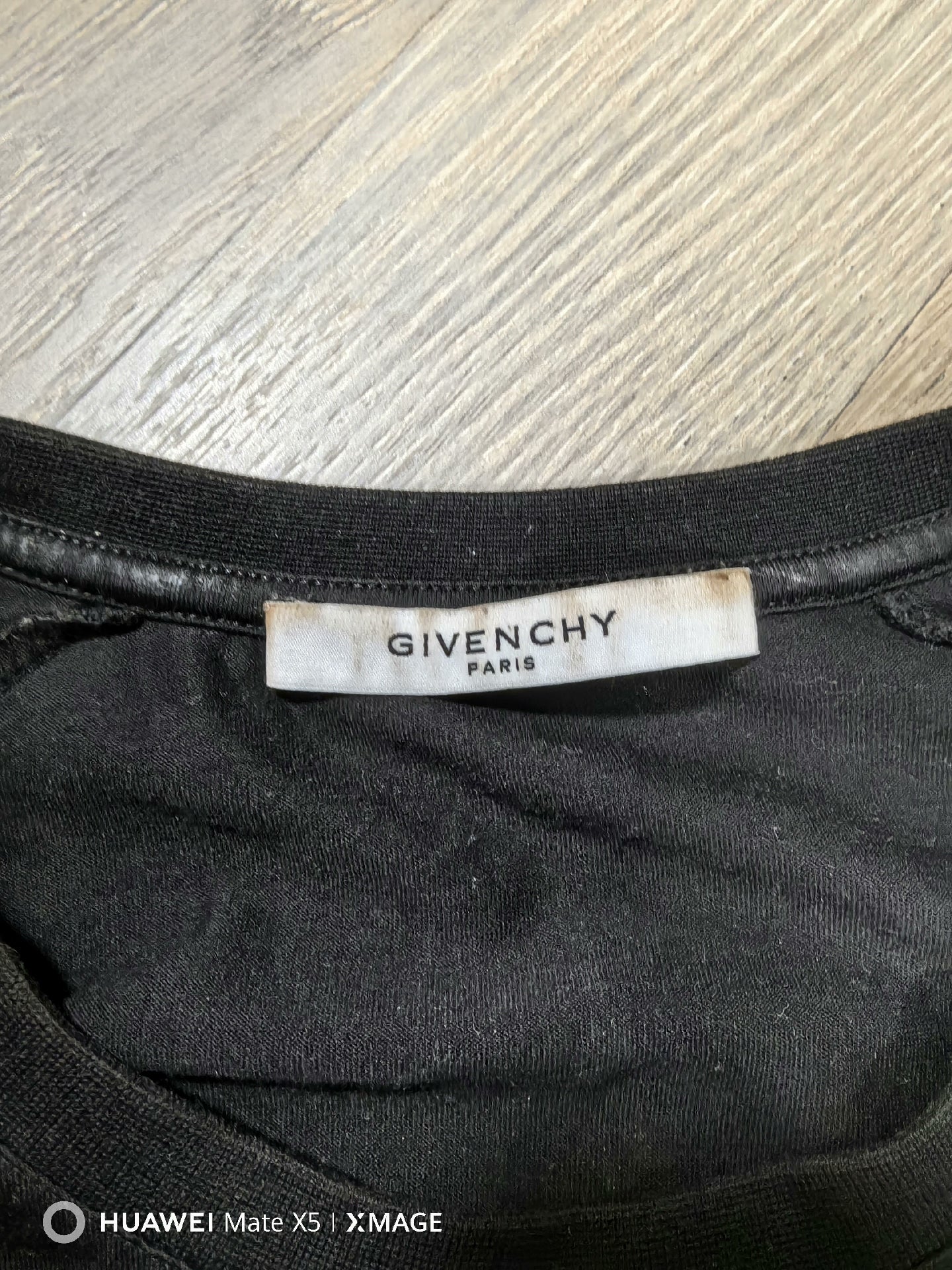 givenchy rock logo long sleeve t-shirt