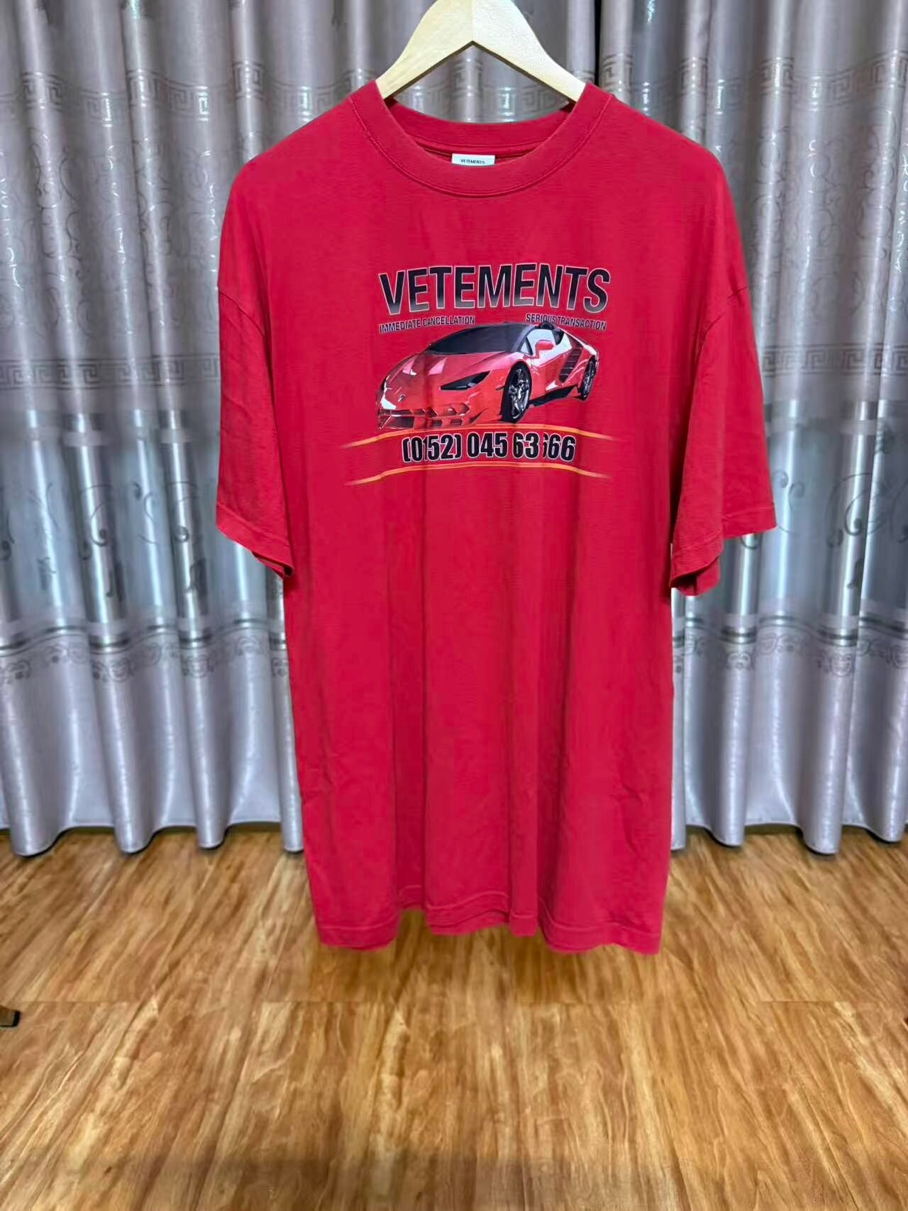vetements oversized short sleeve graphic shirt