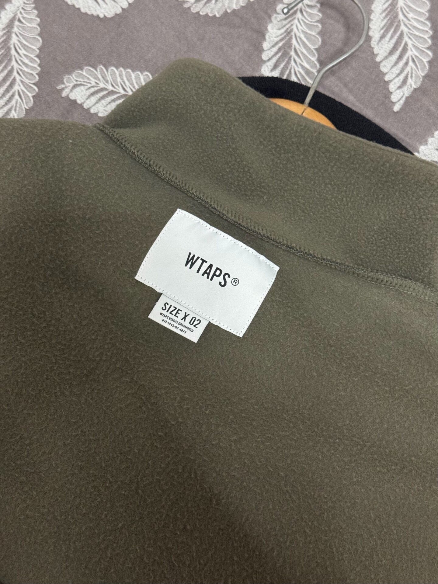 wtaps embroidered fleece pullover jacket