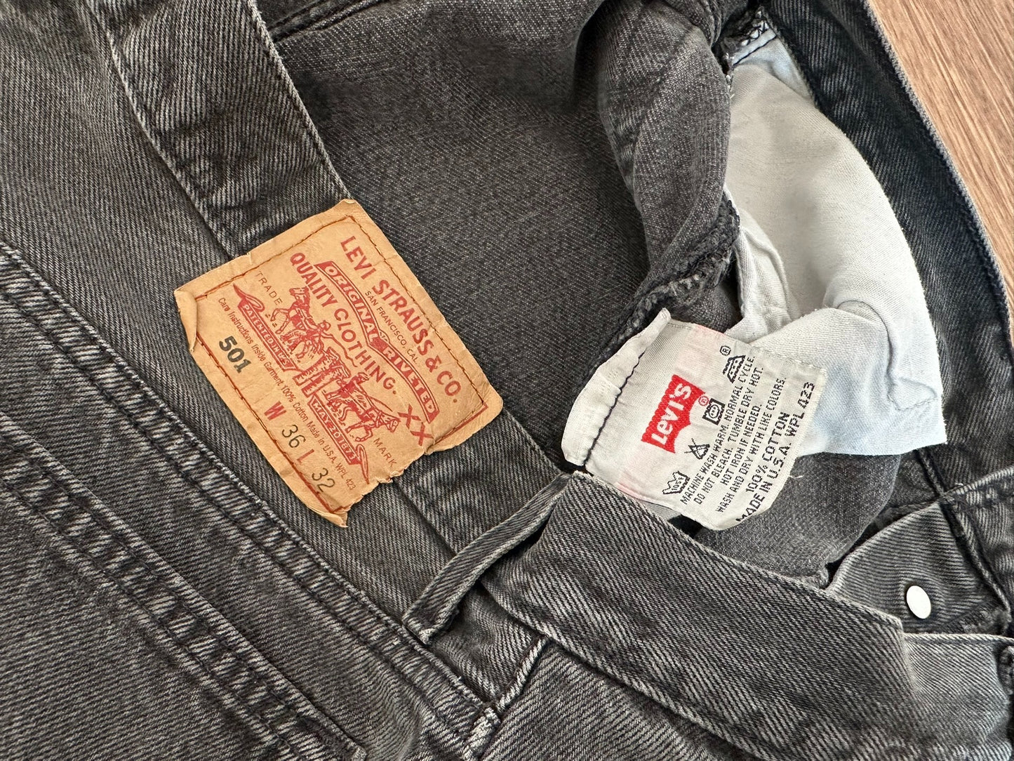vintage levi's 501 black jeans from the 90s