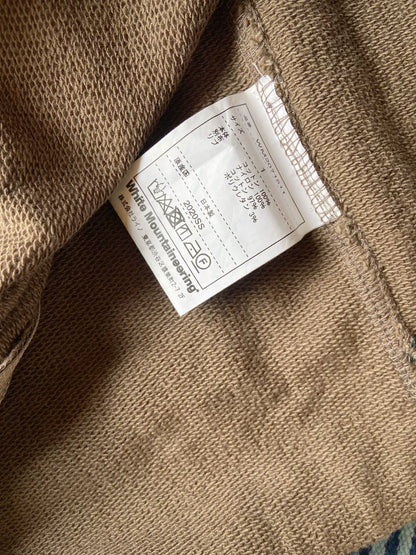 contrasted sweat shirt with functional pockets