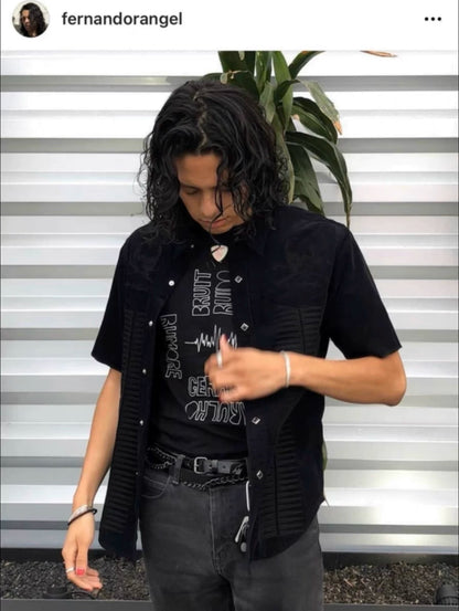 black short sleeve shirt with embroidery