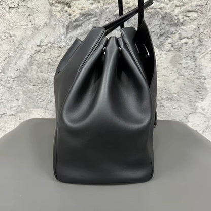 Balenciaga 24Winter Bel Air Handbag