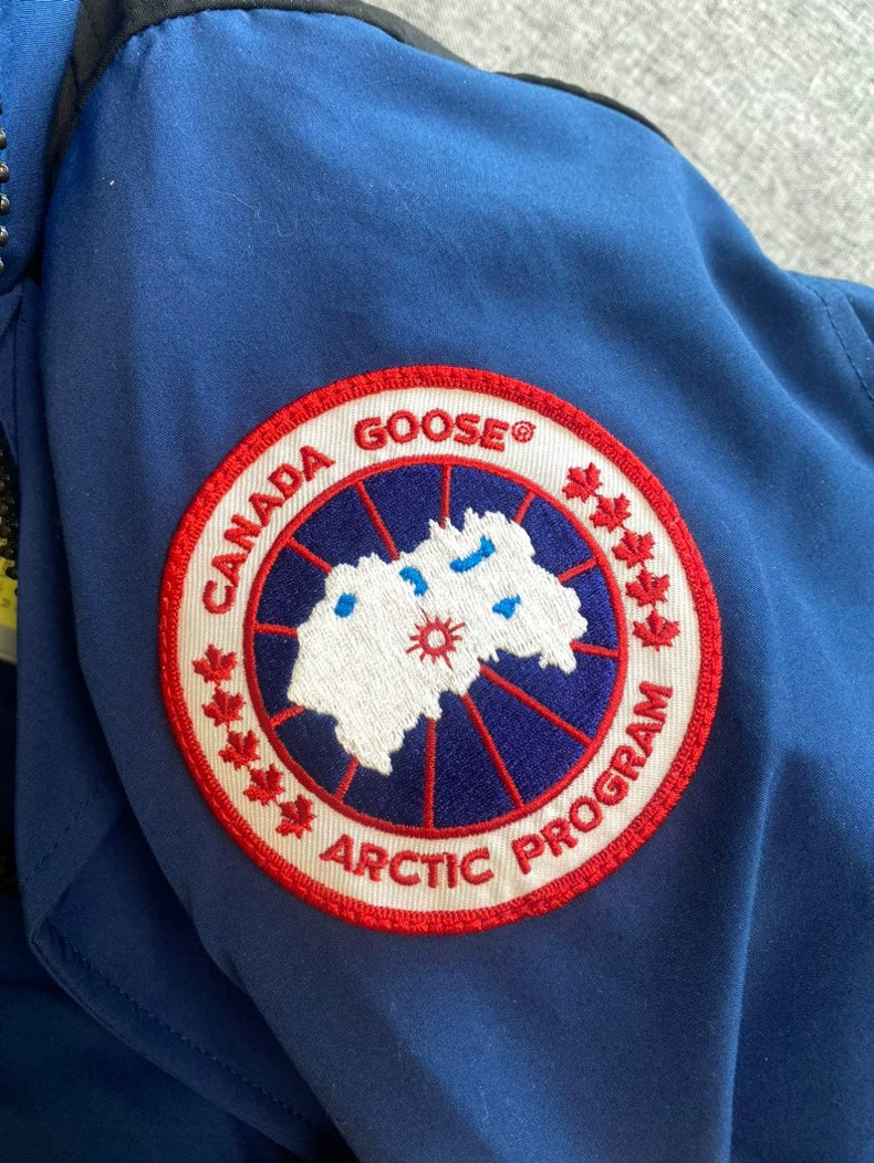 Canada Goose Erickson Parka in Night Blue-zp