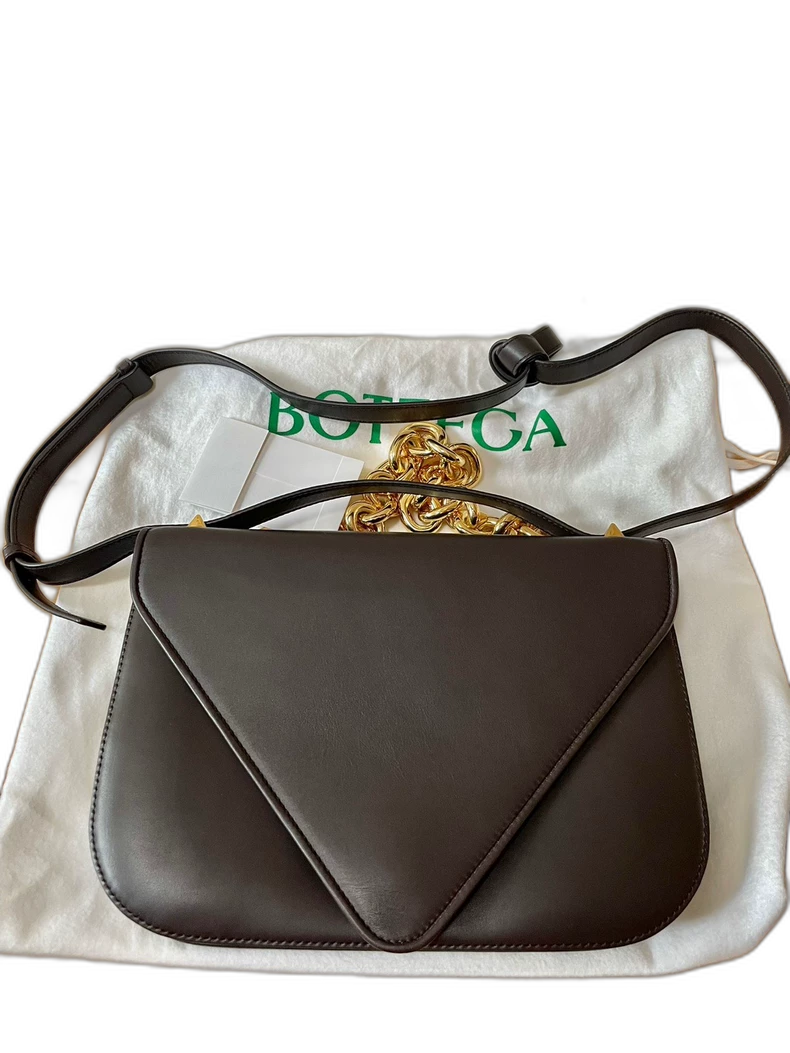 Bottega Veneta Triangle Bag in Brown