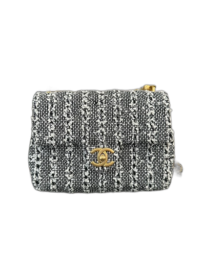 Chanel Black and White Shoulder Bag