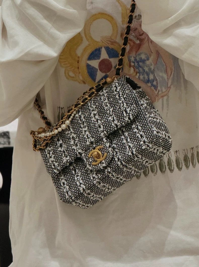 Chanel Black and White Shoulder Bag