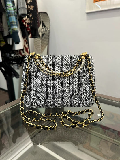 Chanel Black and White Shoulder Bag