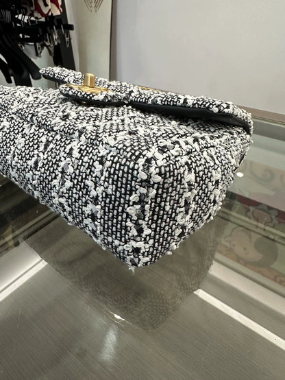 Chanel Black and White Shoulder Bag