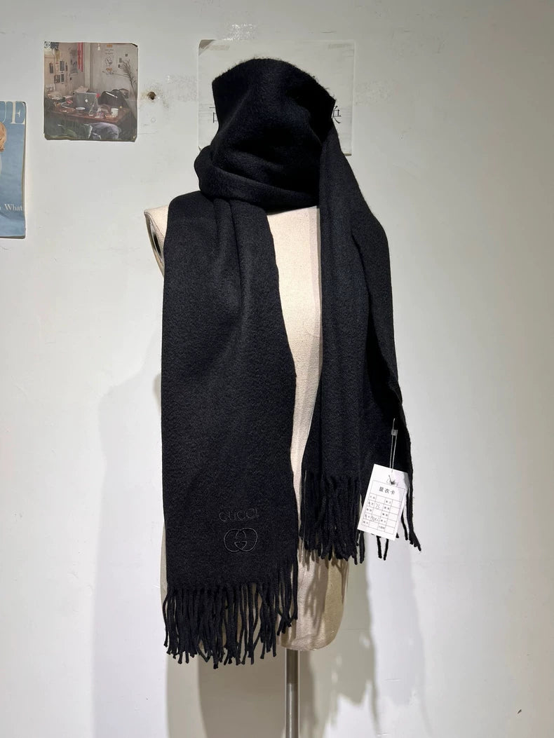 Vintage Black Gucci Alpaca Scarf