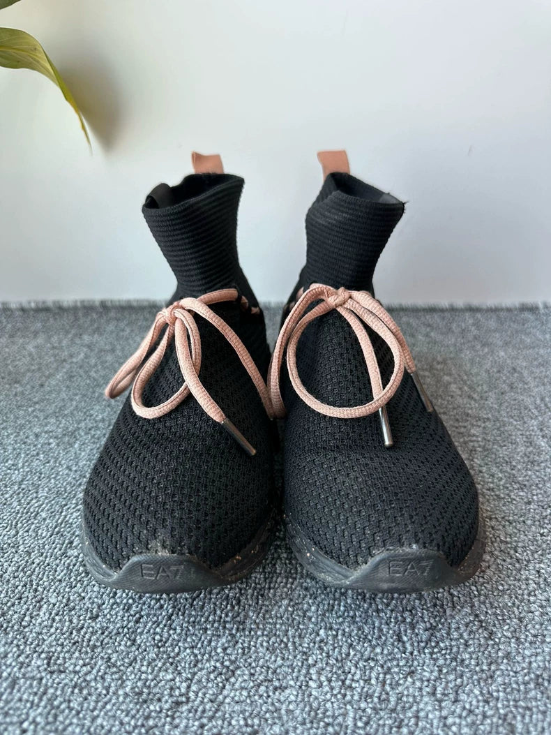 Black Mesh Comfortable Sports Shoes