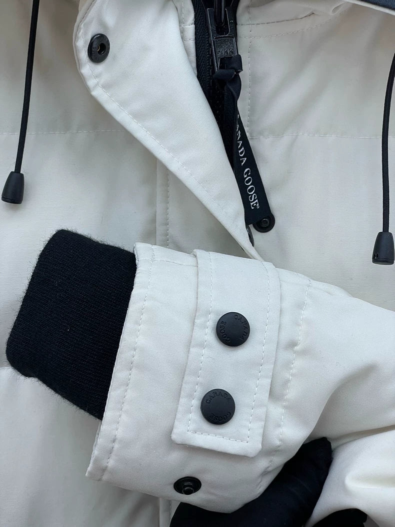 Canada Goose Shelburne Down Jacket