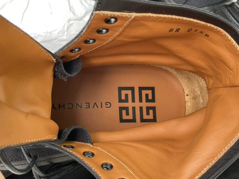 Givenchy Men’s Thick Sole Lace-Up Boots-zp