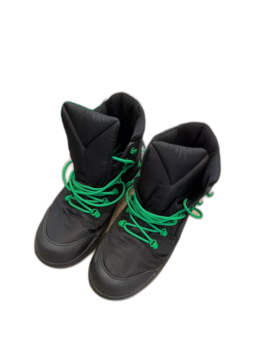 Bottega Veneta Mountain Boots in Black Green