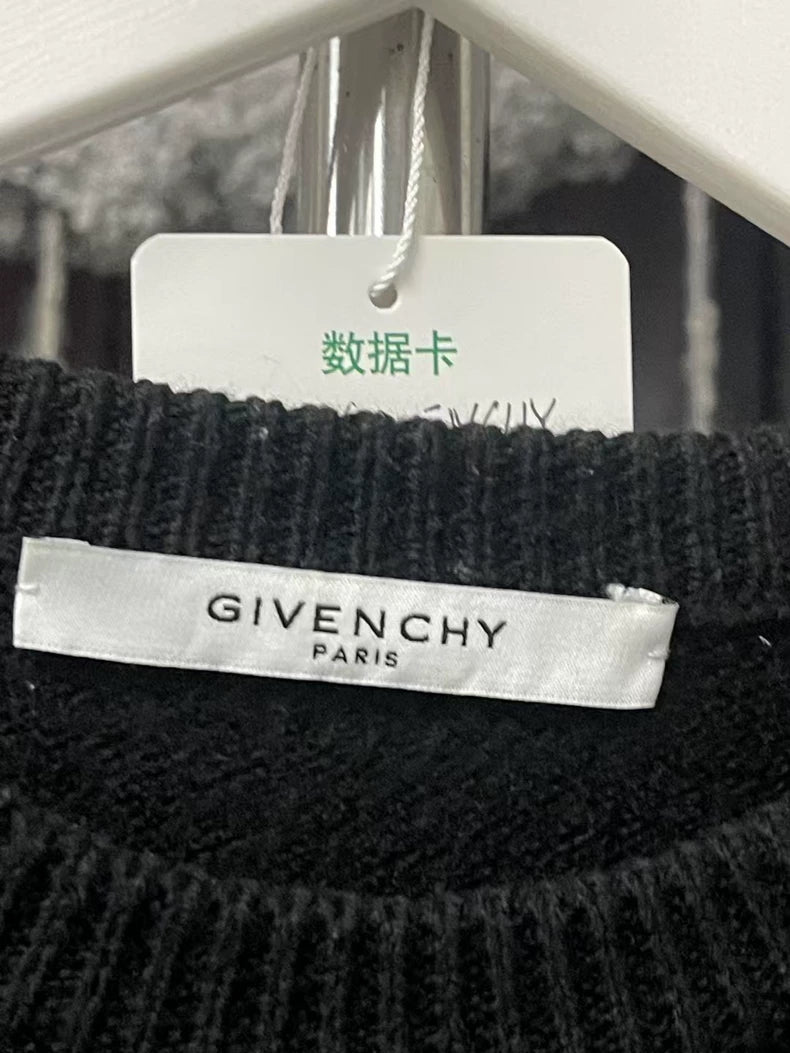 Givenchy Logo Sweater in Black and White