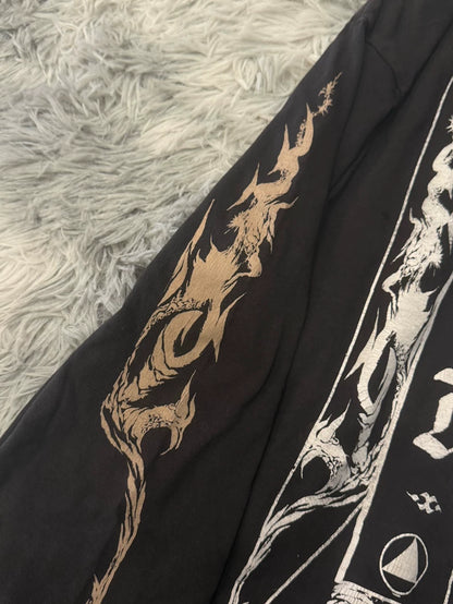 ERD Distressed Portrait Long Sleeve Sweatshirt-yf