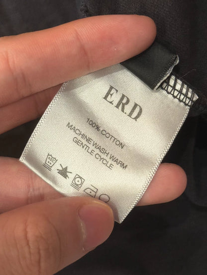 ERD Distressed Portrait Long Sleeve Sweatshirt-yf