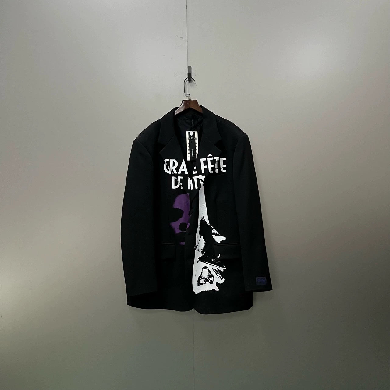 Raf Simons Show graffiti letters casual suit