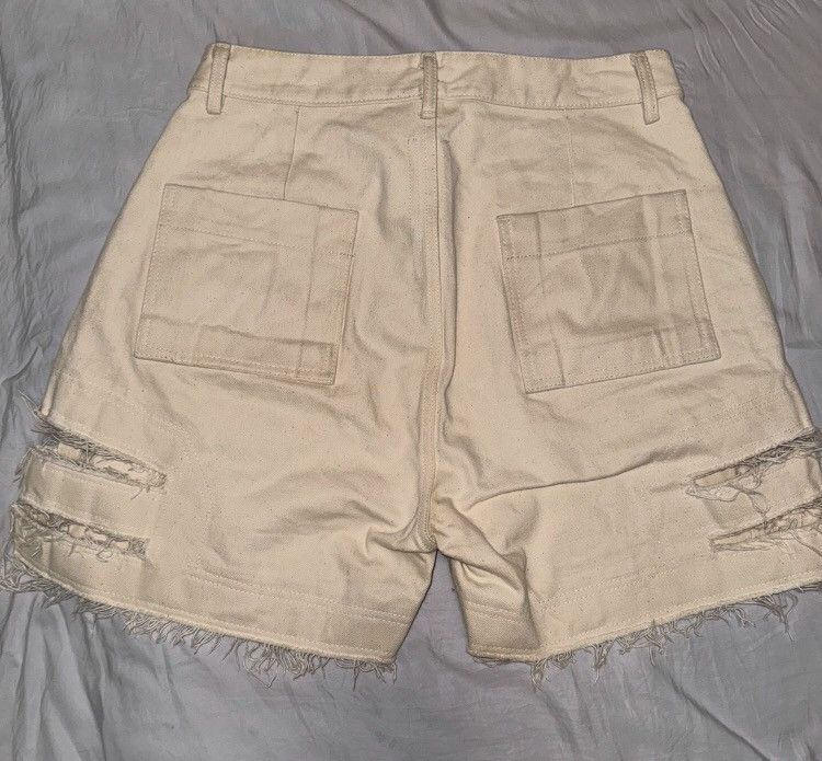 Rick Owens 22s show knife cut beige shorts - DMC