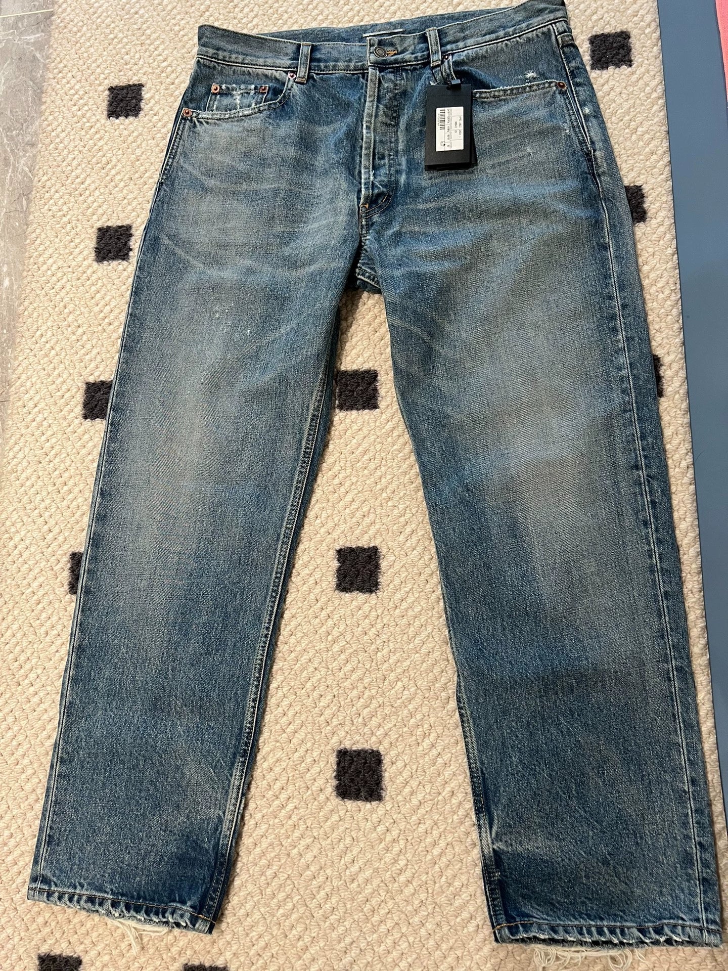 Saint Laurent ParisWashed jeans