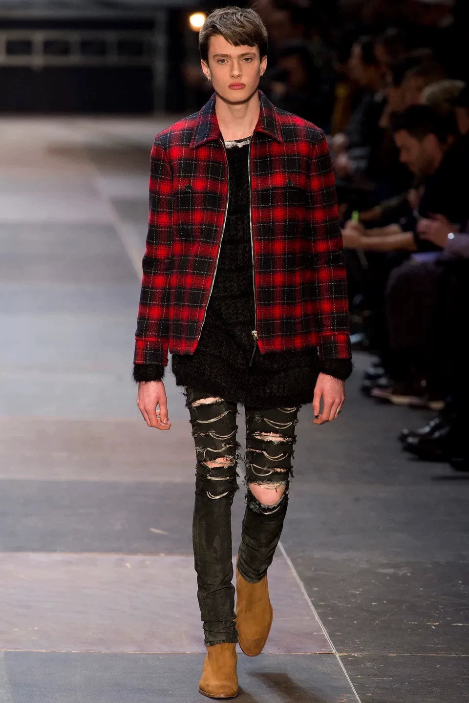 Saint Laurent Paris Washing heavily damages oily jeans