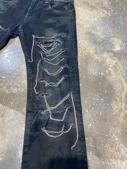 Saint Laurent Paris Washing heavily damages oily jeans