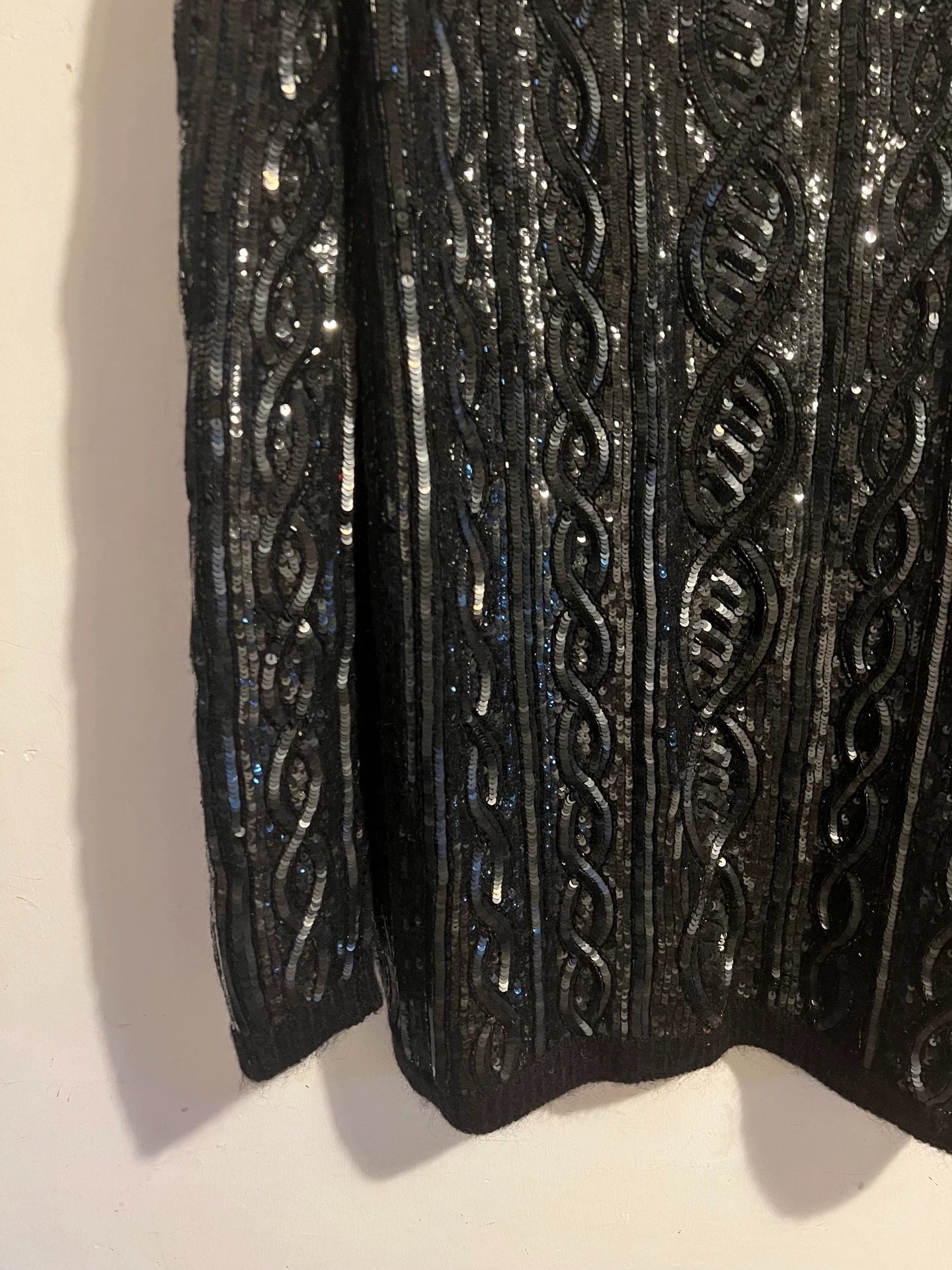 Saint Laurent ParisBlack scale sweater