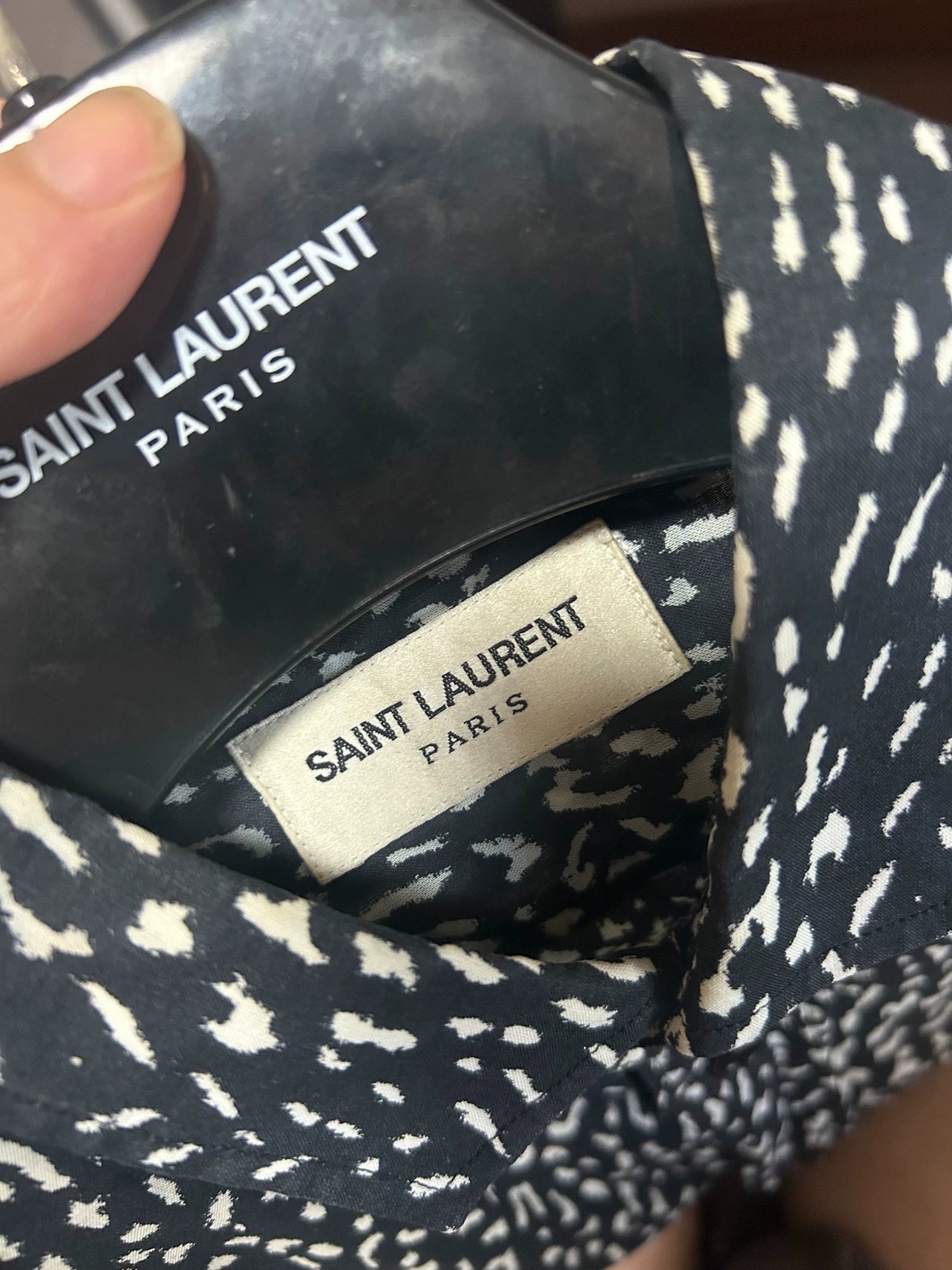 Saint Laurent Paris14ss black and white snowflake leopard print shirt