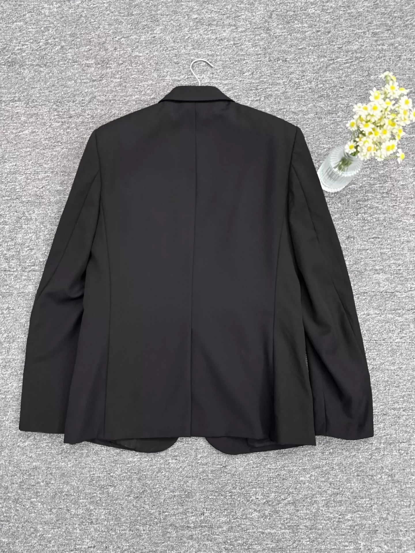 Saint Laurent ParisBlack scale smoking jacket