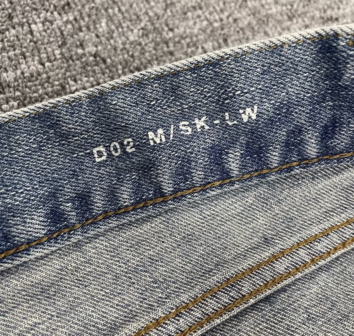 Saint Laurent washing damages jeans - DMC