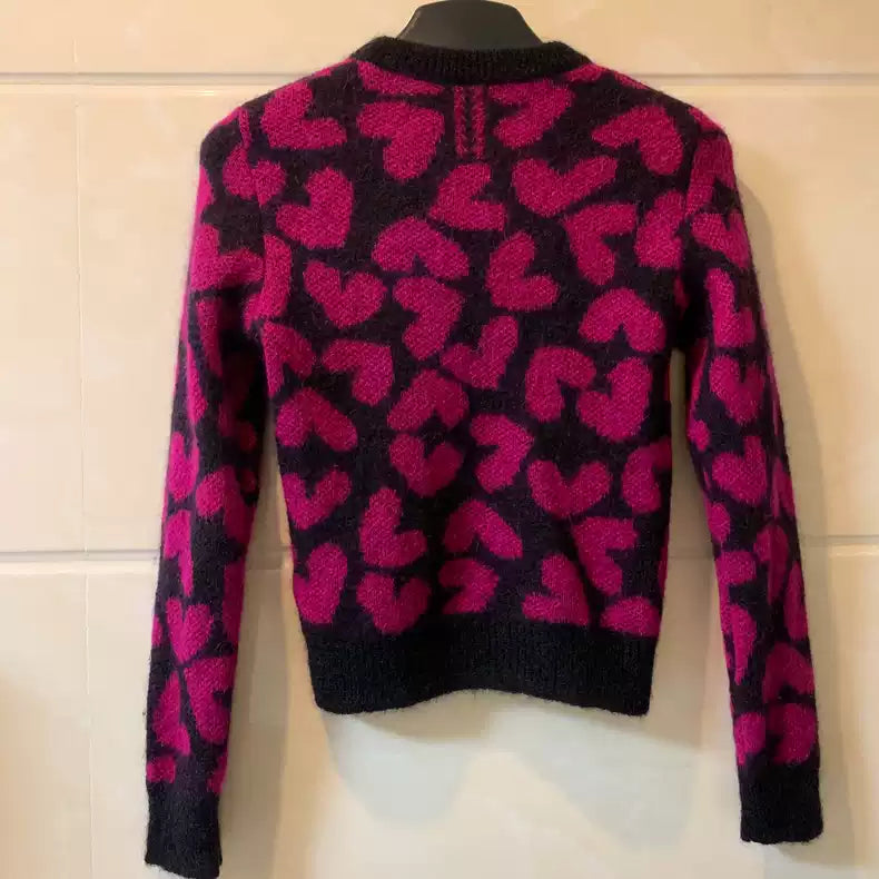 Saint Laurent Paris Pink heart-shaped sweater