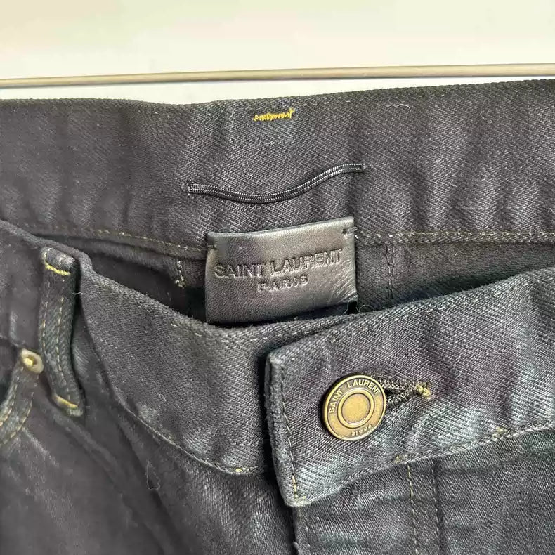 Saint Laurent Paris Washing damages jeans