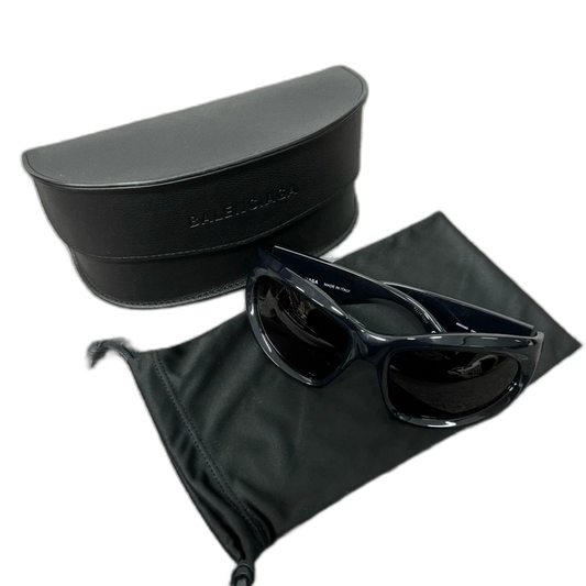 Balenciaga Wrap D Round Frame Sunglasses