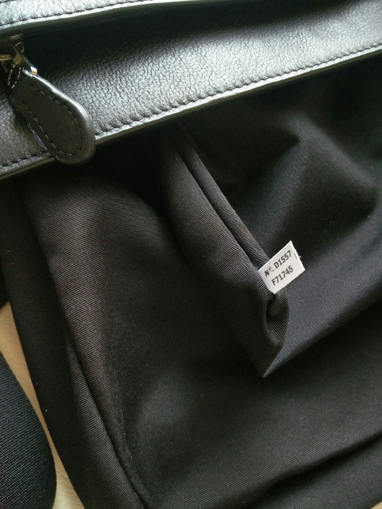 coach men's leather shoulder bag