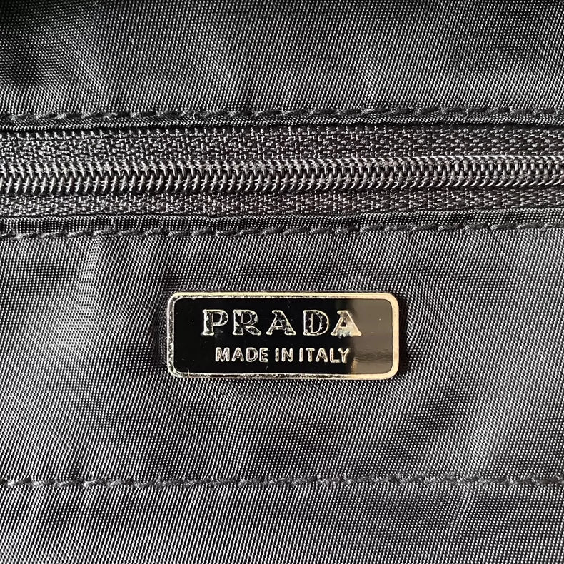Prada Classic Black Hobo Shoulder Bag-zp