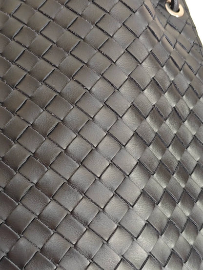 Stylish Bottega Veneta Woven Shoulder Bag