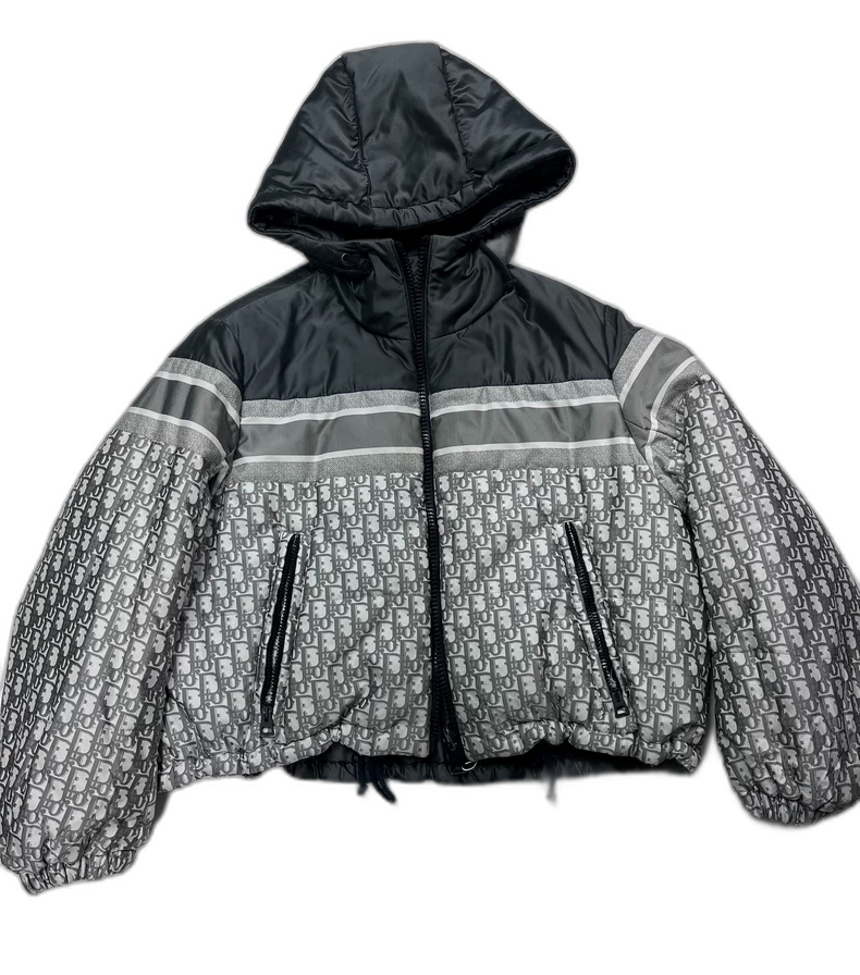 Dior Logo Print Puffer Jacket in XS
