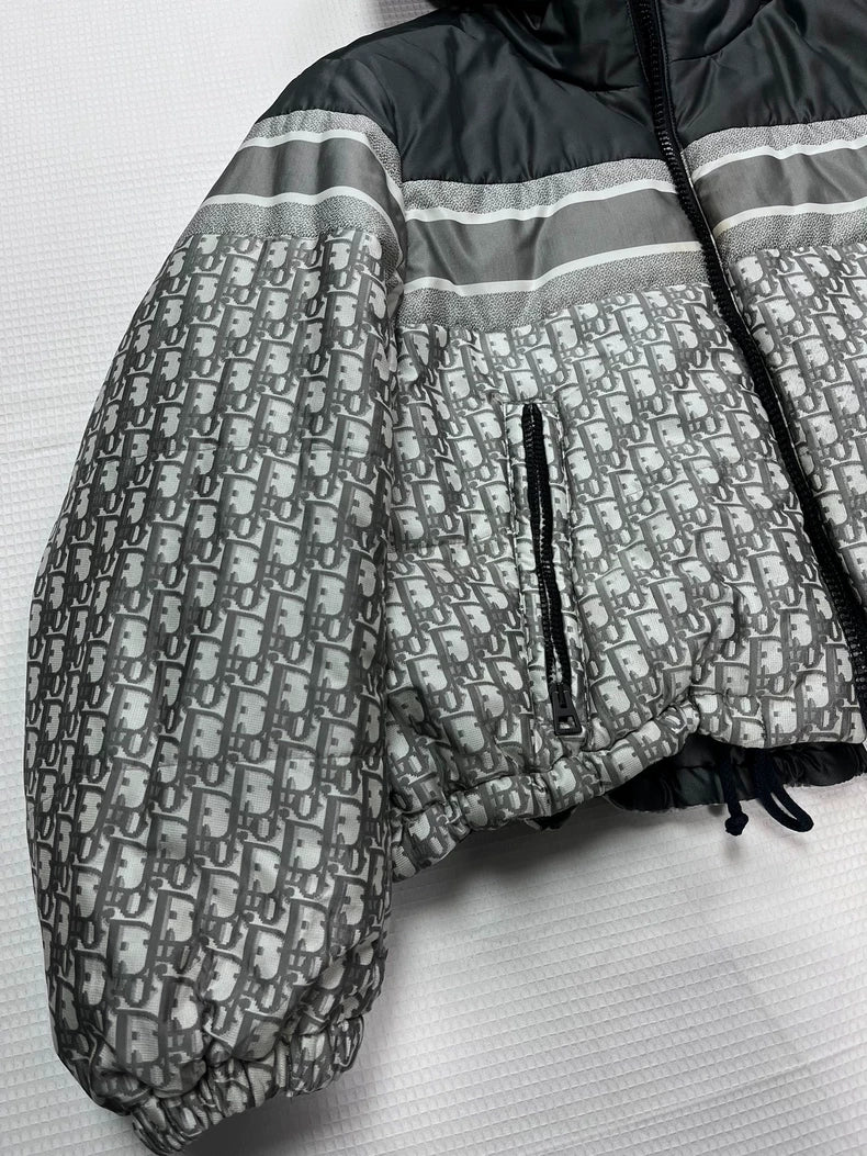 Dior Logo Print Puffer Jacket in XS
